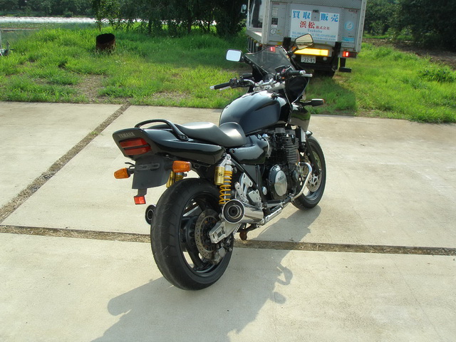 Купить мотоцикл Yamaha XJR1200R 1996 фото 6